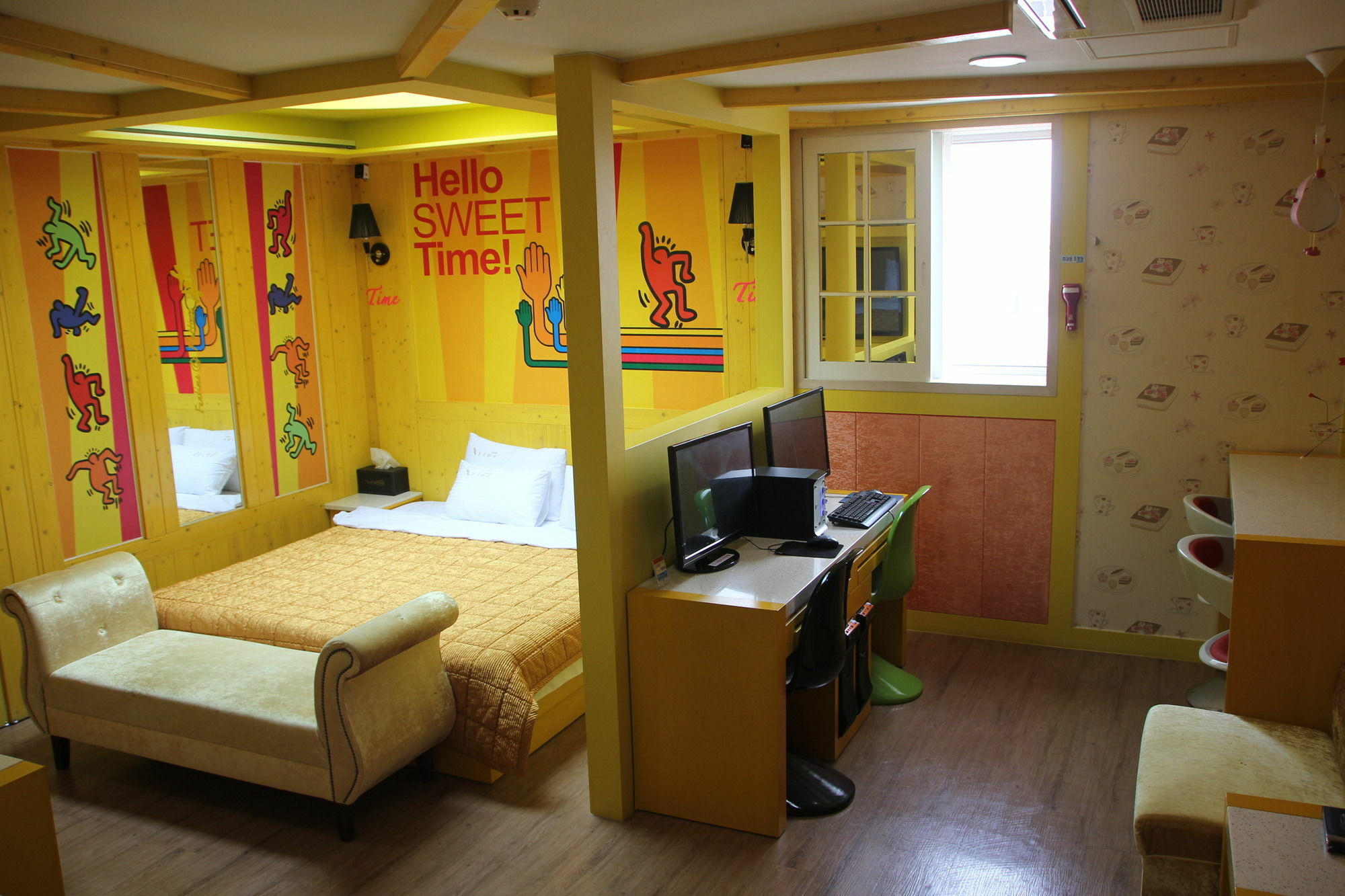 Time Motel Kjongdzsu Kültér fotó