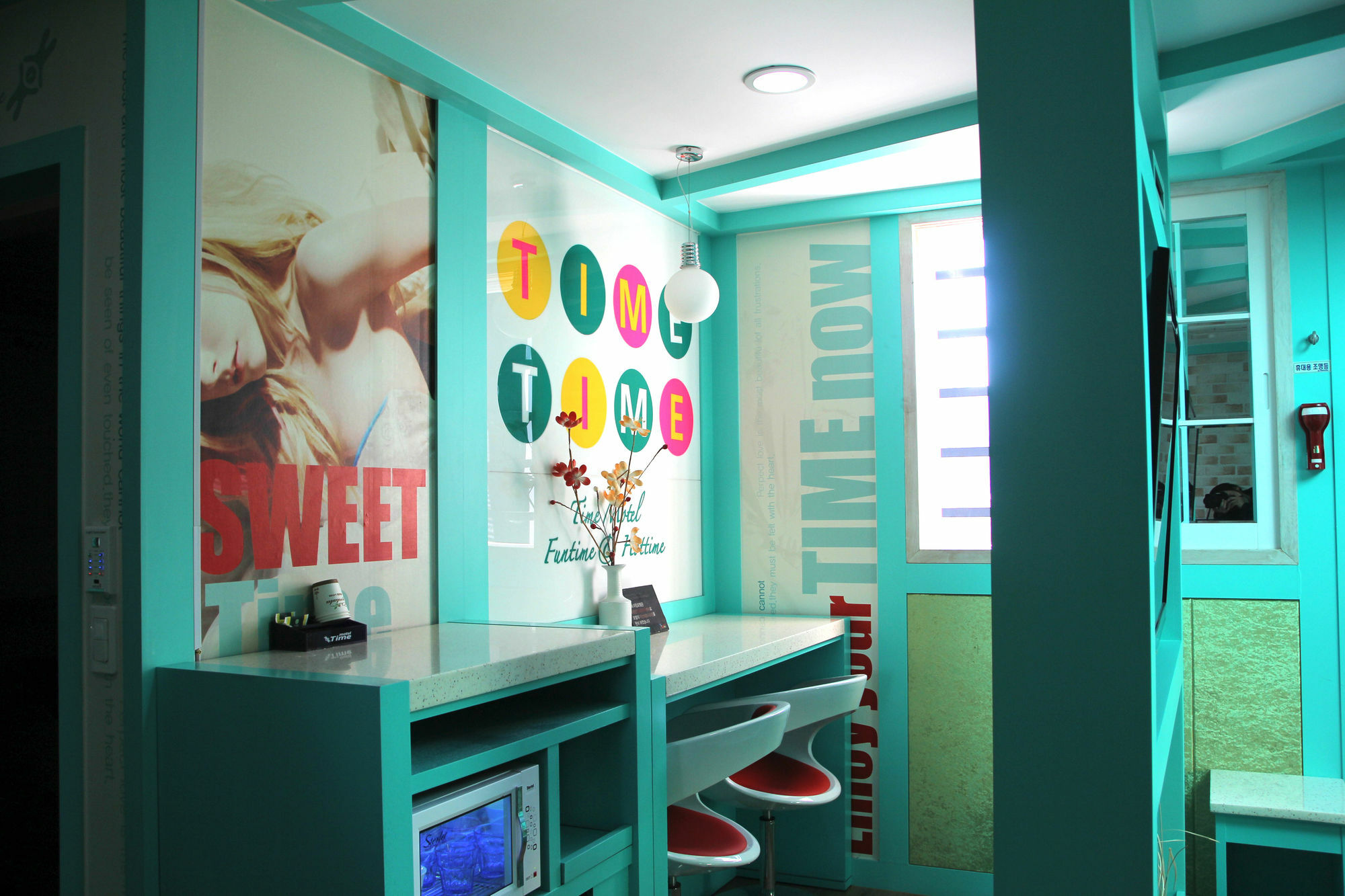 Time Motel Kjongdzsu Kültér fotó